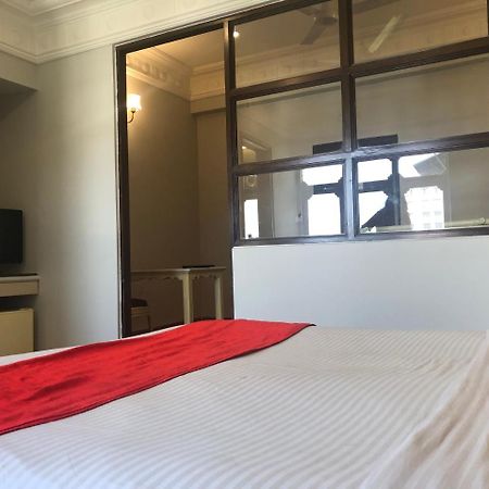 Park Palace Hotel Kalküta Dış mekan fotoğraf