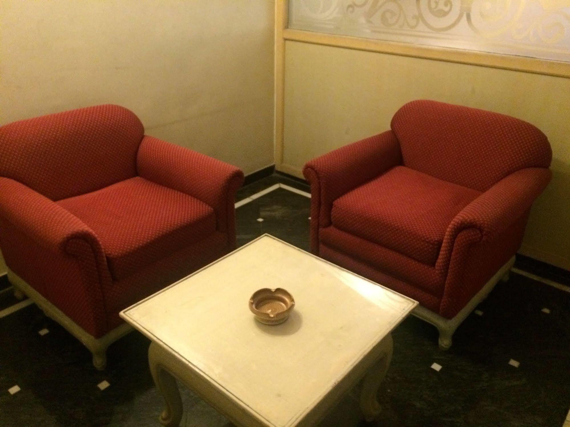 Park Palace Hotel Kalküta Dış mekan fotoğraf